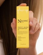 Nacomi Next Level Glow Up озаряващ серум с витамин С 30 мл.