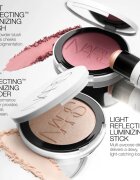 Nars Light Reflecting™ Luminizing Stick кремообразен озарител в стик цвят ELECTRA 7 гр.