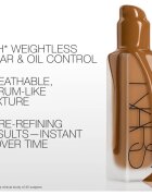 Nars Natural Matte Longwear Foundation дълготраен фон дьо тен с матиращ ефект цвят VALLAURIS 30 мл.