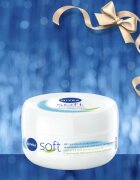 Nivea Soft Moments of Joy подаръчен комплект за мека и гладка кожа