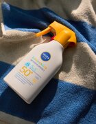 Nivea SUN Babies & Kids слънцезащитен спрей за деца за чувствителна кожа SPF 50+ 250 мл.