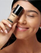 NOBEA Day-to-Day Fluid Foundation дълготраен фон дьо тен цвят 06 True beige 28 мл.