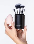 Notino Makeup Brushes Essential Professional Make-Up Brushes & Sponge Set комплкет четки с калъф 5 бр.