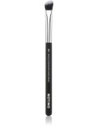 Notino Makeup Brushes Professional Angled Eyeshadow Shader Make-Up Brush 203 четка за сенки за очи 1 бр.