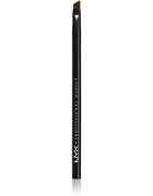 NYX Professional Makeup Pro Brush четка за оформяне на вежди 1 бр.