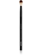 NYX Professional Makeup Pro Brush четка за смесване 1 бр.