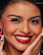 NYX Professional Makeup Vivid Matte течни очни линии с матиращ ефект цвят Black 2 мл.