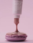 OLEHENRIKSEN Pout Preserve Peptide Lip Treatment хидратиращ блясък за устни цвят Sweet Macaron 12 мл.