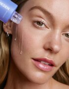 OLEHENRIKSEN Transform Silkfoliant Daily Tri-Acid Smoothing Toner with Mandelic Acid нежен ексфолиращ тоник за ежедневна употреба 30 мл.