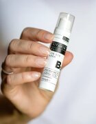 Olival Professional Vitamin B3 хидратиращ флуид за околоочната област 15 мл.