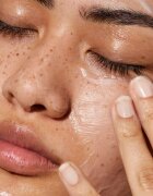 Omorovicza Queen Cream дневен крем за възстановяване стегнатостта на кожата с матиращ ефект 30 мл.