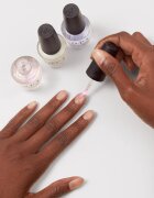 OPI Natural Nail Strengthener базов лак за нокти със стягащ ефект 15 мл.