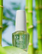 OPI Nature Strong базов лак за нокти 15 мл.