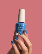 OPI Nature Strong Nails&Skin лак за нокти веган цвят Fresh as a Blue Daisy 15 мл.