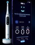 Oral-B iO10 електрическа четка за зъби White