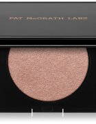 Pat McGrath Glow компактна озаряваща пудра цвят Venus Nectar 4.6 гр.