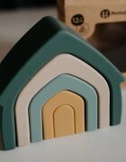 Petite&Mars House 12m+ играчка за подреждане Intense Ochre 1 бр.