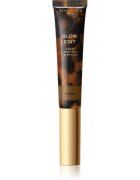 Revolution PRO Glow Edit течен бронзант цвят Medium 15 мл.