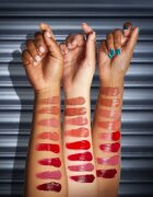 Rimmel Thrill Seeker Lip Latex течно червило цвят 300 Main Character 6 мл.