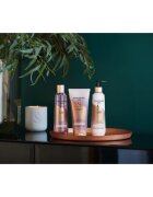 Sanctuary Spa Lily & Rose Collection освежаващ душ гел с хидратиращ ефект 250 мл.