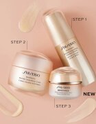 Shiseido Benefiance Wrinkle Smoothing Eye Cream подхранващ крем за околоочната зона за редуциране на бръчки 15 мл.