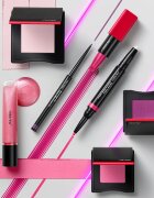 Shiseido Makeup Technosatin gel lipstick сатенено червило цвят 422 Fuchsia Flux 4 гр.