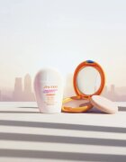 Shiseido Sun Care Urban Environment Age Defense матиращ слънцезащитен крем за лице SPF 30 30 мл.