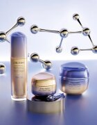 Shiseido Vital Perfection Uplifting & Firming Advanced Eye Cream лифтинг крем за околоочната зона 15 мл.