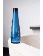Shu Uemura Muroto Volume шампоан за обем на фина коса с морски минерали 300 мл.
