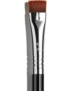 Sigma Beauty Eyes E15 плоска четка за оформяне на детайли 1 бр.