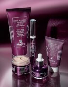 Sisley Black Rose Beautifying Emulsion хидратираща емулсия за тяло 200 мл.