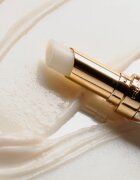 Sisley Phyto-Lip Balm интензивен хидратиращ балсам за устни с витамин Е цвят 1 Cloud 3 гр.