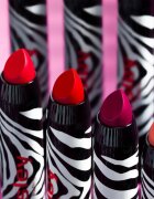 Sisley Phyto-Lip Twist Mat тониращ балсам за устни с матиращ ефект цвят 19 Ballet 2.5 гр.