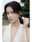 SKIN1004 Madagascar Centella Tea-Trica Relief Ampoule успокояващ серум за лице за проблемна кожа акне 100 мл.