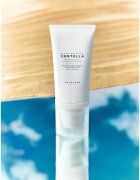 SKIN1004 Madagascar Centella Tone Brightening Tone-Up Sunscreen защитна тонирана течност за лице за озаряване на лицето SPF 50+ 50 мл.