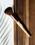 So Eco Blush Brush четка за лице с хипоалергенни влакна 1 бр.