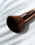 So Eco Bronzer Brush четка за бронзант с хипоалергенни влакна 1 бр.