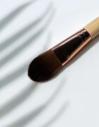 So Eco Foundation & Concealer Duo Четка за фон дьо тен и коректор двустранен 1 бр.