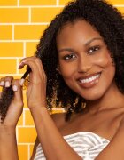 Sol de Janeiro Brazilian Glossy Nourishing Hair Oil разкрасяващо олио За коса 58 мл.