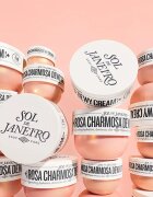 Sol de Janeiro Rosa Charmosa Dewy Cream озаряващ крем за тяло 75 мл.