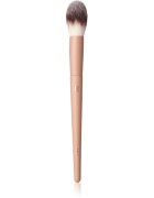 SOSU Cosmetics Individual Brush четка за озарител цвят SF04 1 бр.