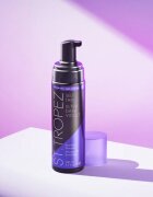 St.Tropez Self Tan Ultra Dark Violet автобронзираща пяна за тъмна кожа 200 мл.