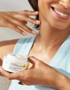 StriVectin Tighten & Lift TL Advanced Tightening Neck Cream Plus стягащ лифтинг крем за шия и деколте 50 мл.