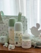 Suavinex Birdies Anticolic Baby Bottle бебешко шише Green 270 мл.