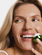SUNEWMED+ Pear Kiss Moisturizing Lip Balm хидратиращ балсам за устни с масло от шеа 13 гр.