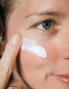 Suntribe Daily Mineral UV Shield слънцезащитен минерален крем SPF 50 50 мл.
