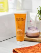 Super Facialist Vitamin C+ Brighten озаряващ пилинг за лице врат и деколкте 125 мл.