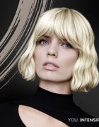 Syoss Intensive Lightener обезцветител за изсветляване на косата цвят 13_5 Platinum Lightener 1 бр.