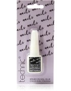 Technic Cosmetics Brush On Nail Glue лепило за нокти 7 мл.