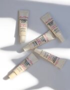 theBalm Anne T. Dotes® Eyeshadow Primer основа под сенки за очи 11.8 мл.
